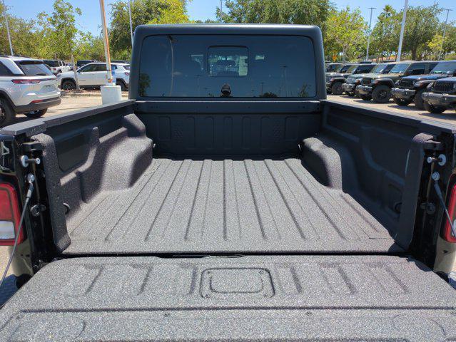 new 2025 Jeep Gladiator car, priced at $39,898