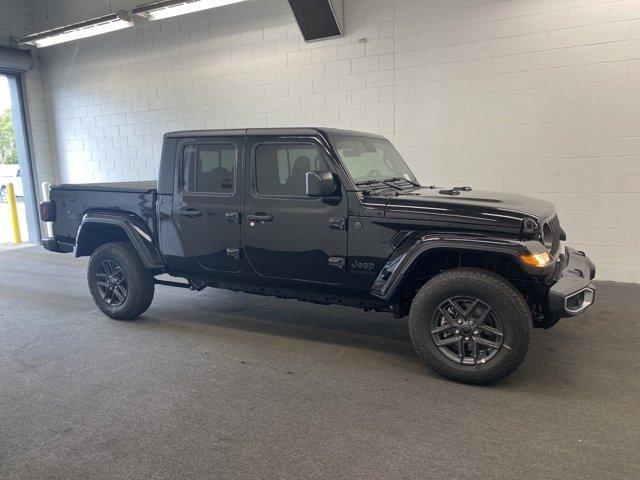 new 2024 Jeep Gladiator car, priced at $43,094