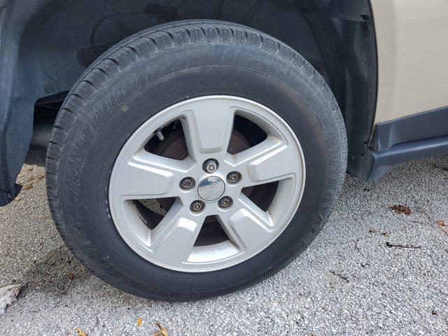 used 2016 Jeep Compass car, priced at $5,864