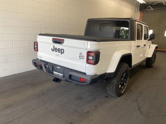 new 2024 Jeep Gladiator car, priced at $49,542