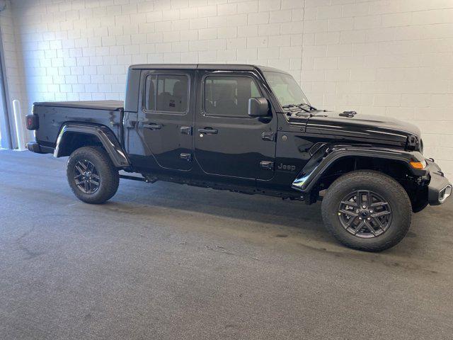 new 2024 Jeep Gladiator car, priced at $49,828