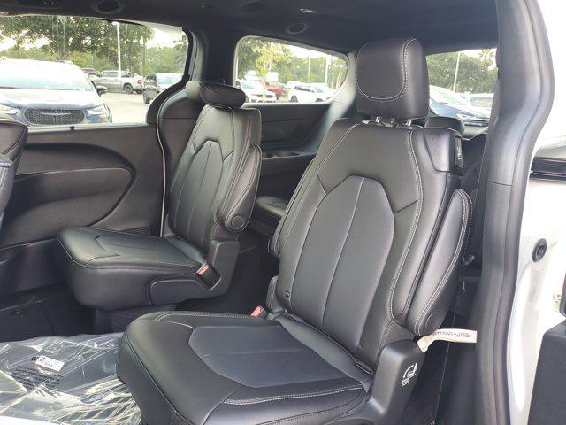new 2026 Chrysler Pacifica car, priced at $35,456