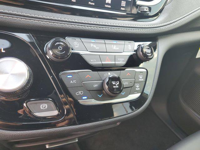 new 2026 Chrysler Pacifica car, priced at $35,456