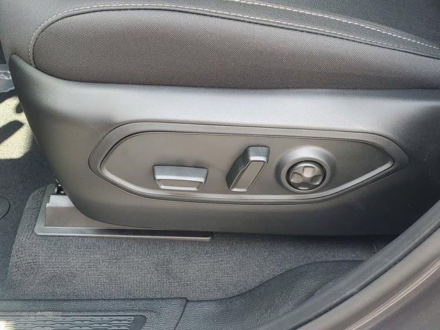 new 2025 Jeep Grand Cherokee L car, priced at $39,075