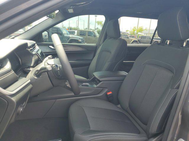 new 2025 Jeep Grand Cherokee L car, priced at $39,075