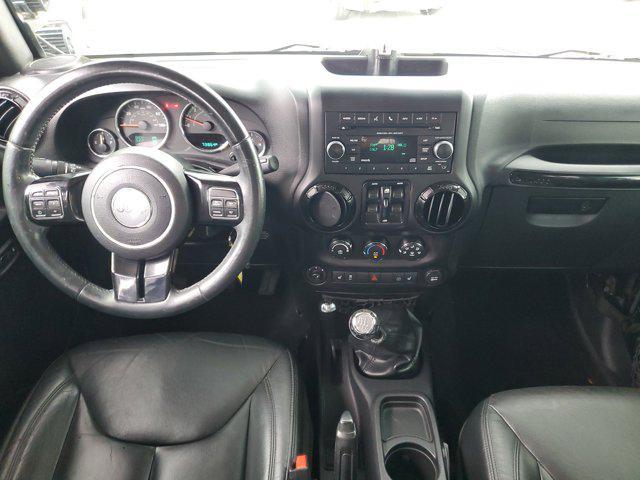 used 2015 Jeep Wrangler Unlimited car, priced at $16,549