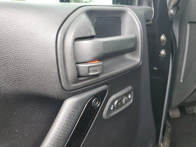 used 2015 Jeep Wrangler Unlimited car, priced at $16,549