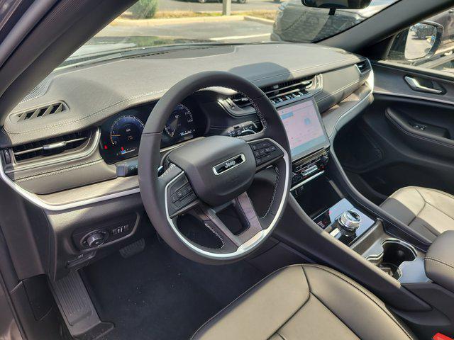 new 2025 Jeep Grand Cherokee car, priced at $52,735