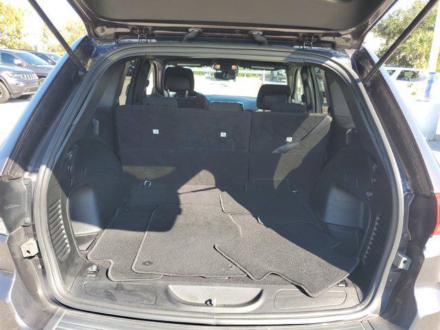 used 2021 Jeep Grand Cherokee car, priced at $17,905