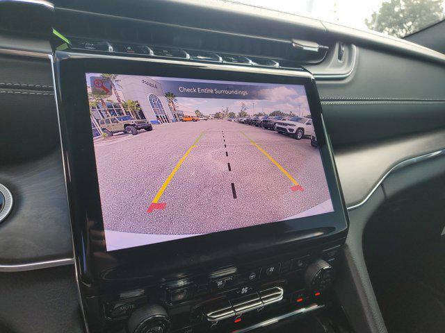 new 2025 Jeep Grand Cherokee car, priced at $48,974