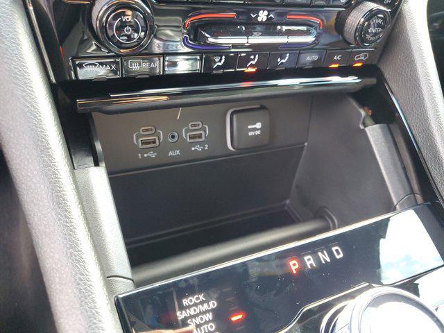 new 2025 Jeep Grand Cherokee car, priced at $48,974