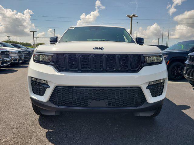 new 2025 Jeep Grand Cherokee car, priced at $38,618