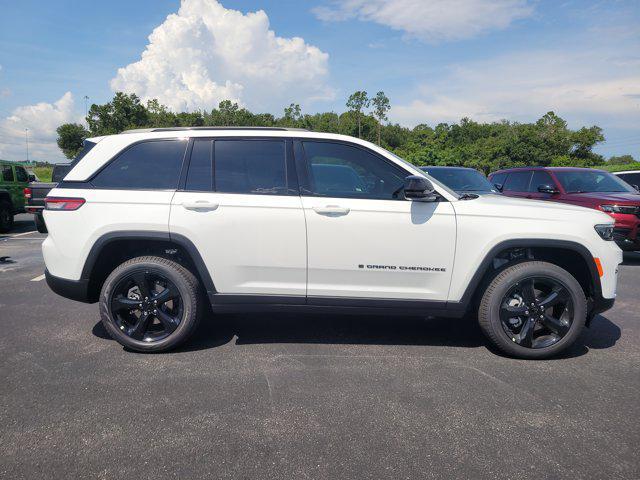 new 2025 Jeep Grand Cherokee car, priced at $38,618
