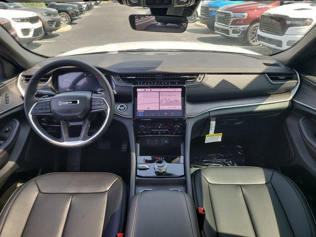 new 2025 Jeep Grand Cherokee car, priced at $38,618