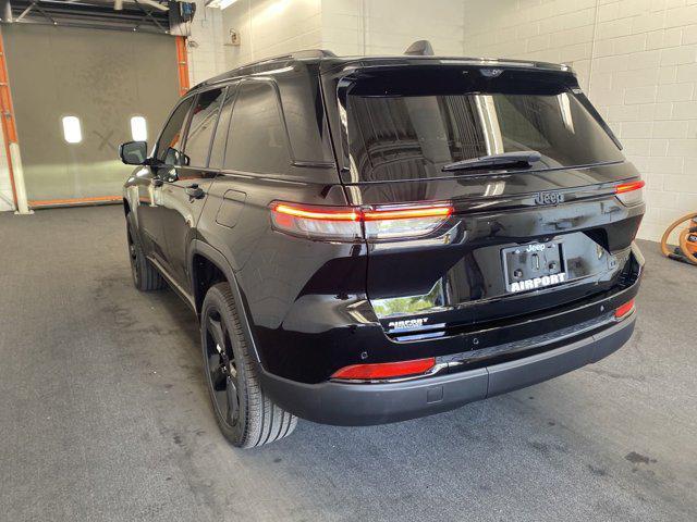 new 2024 Jeep Grand Cherokee car, priced at $47,099