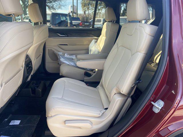 new 2025 Jeep Grand Cherokee L car, priced at $43,101