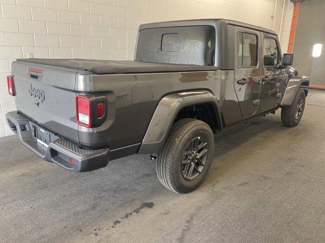 new 2024 Jeep Gladiator car, priced at $39,937