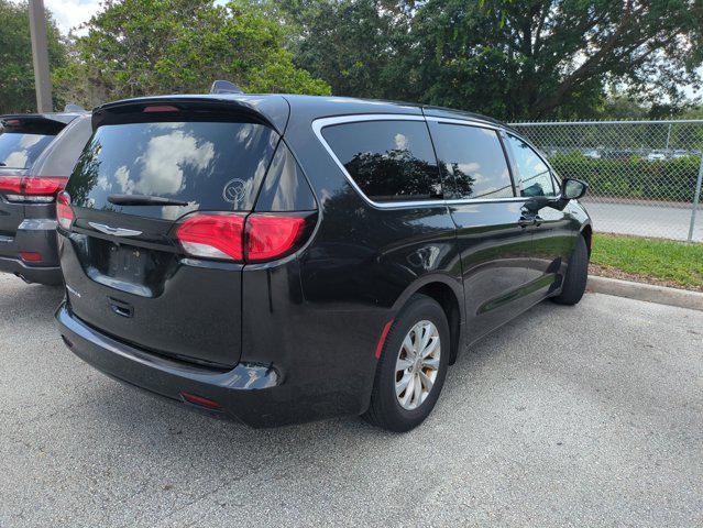 used 2017 Chrysler Pacifica car, priced at $9,925