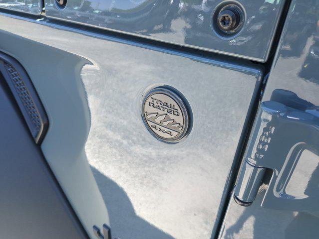 new 2025 Jeep Gladiator car, priced at $41,040