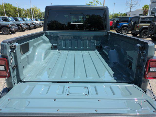 new 2025 Jeep Gladiator car, priced at $41,040