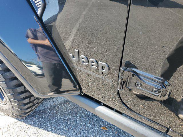 used 2023 Jeep Gladiator car, priced at $31,579