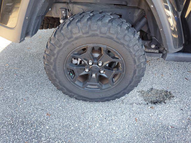 used 2023 Jeep Gladiator car, priced at $31,979