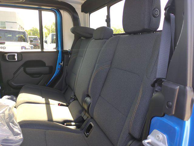 new 2025 Jeep Gladiator car, priced at $38,274