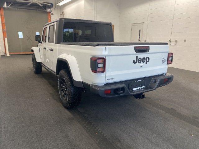 new 2024 Jeep Gladiator car, priced at $42,340