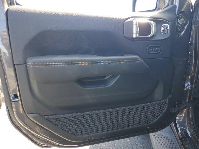 new 2025 Jeep Wrangler car, priced at $47,956
