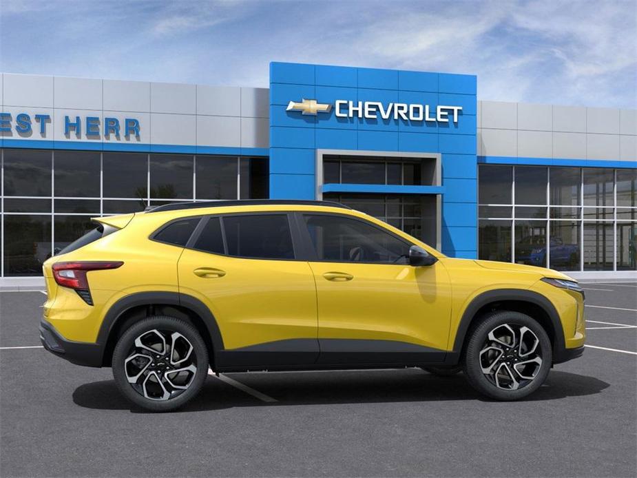 new 2025 Chevrolet Trax car, priced at $26,585