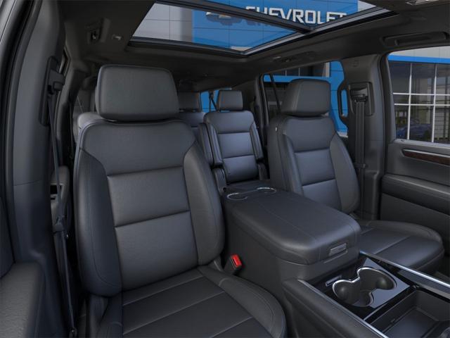 new 2025 Chevrolet Suburban car, priced at $75,605