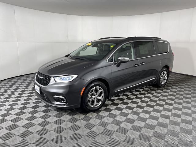 used 2022 Chrysler Pacifica car, priced at $27,563