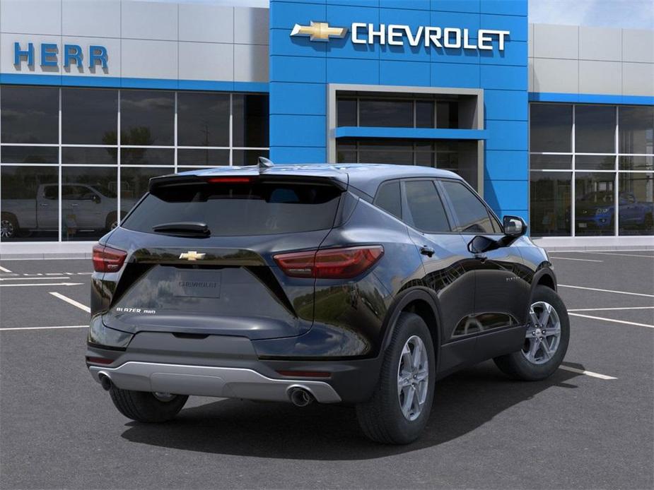 new 2025 Chevrolet Blazer car, priced at $40,185