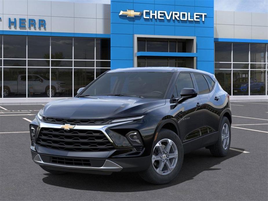 new 2025 Chevrolet Blazer car, priced at $40,185