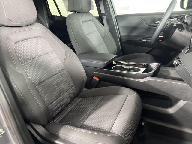 used 2025 Chevrolet Equinox car, priced at $29,913