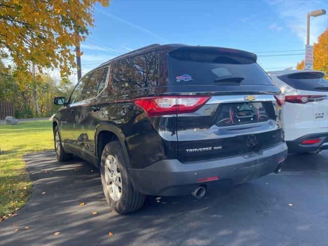 used 2020 Chevrolet Traverse car, priced at $27,942