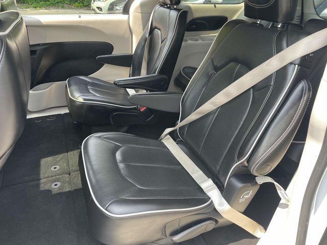 used 2023 Chrysler Pacifica car, priced at $27,690