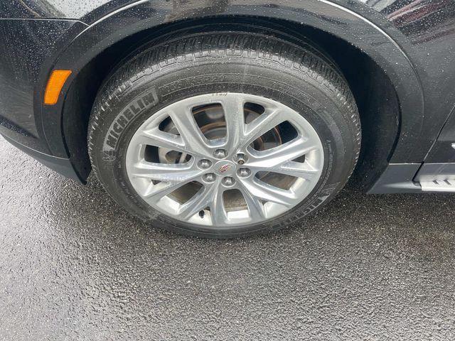 used 2018 Cadillac XT5 car, priced at $19,590
