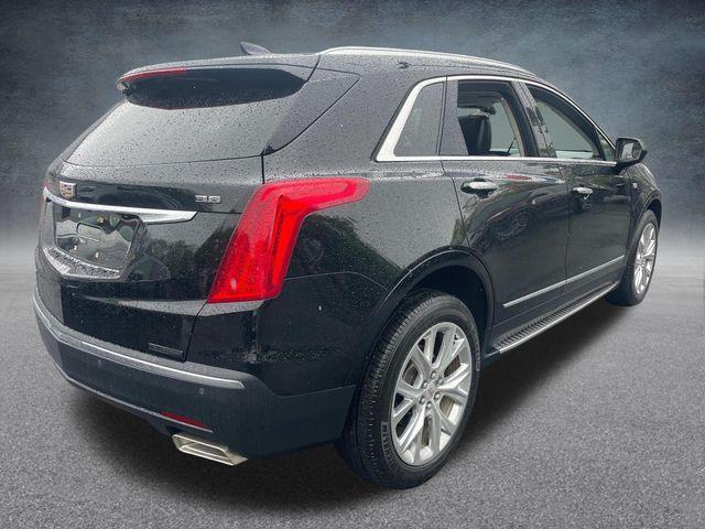 used 2018 Cadillac XT5 car, priced at $19,590