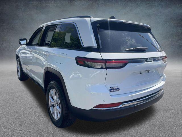 used 2022 Jeep Grand Cherokee car, priced at $33,790