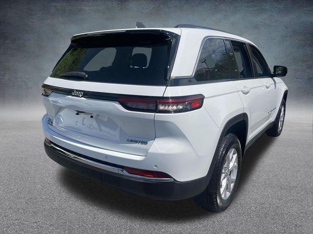used 2022 Jeep Grand Cherokee car, priced at $33,790