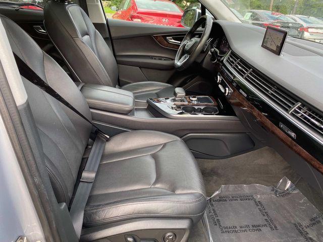 used 2019 Audi Q7 car, priced at $28,130