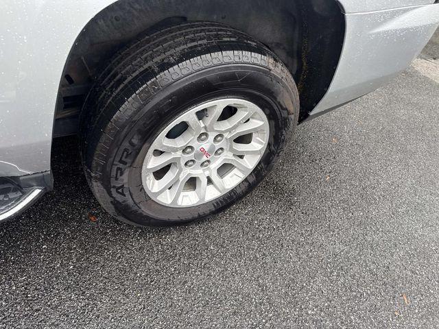 used 2018 GMC Yukon car, priced at $24,990