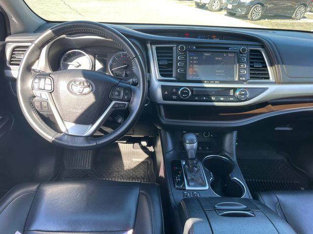 used 2019 Toyota Highlander car, priced at $25,990