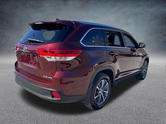 used 2019 Toyota Highlander car, priced at $25,990