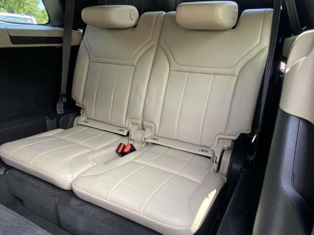 used 2018 Land Rover Discovery car, priced at $20,490