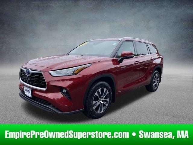 used 2020 Toyota Highlander Hybrid car, priced at $33,820