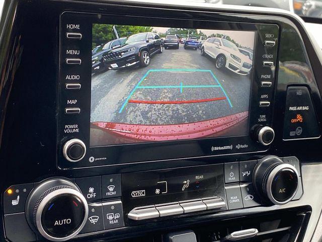 used 2020 Toyota Highlander Hybrid car, priced at $33,820