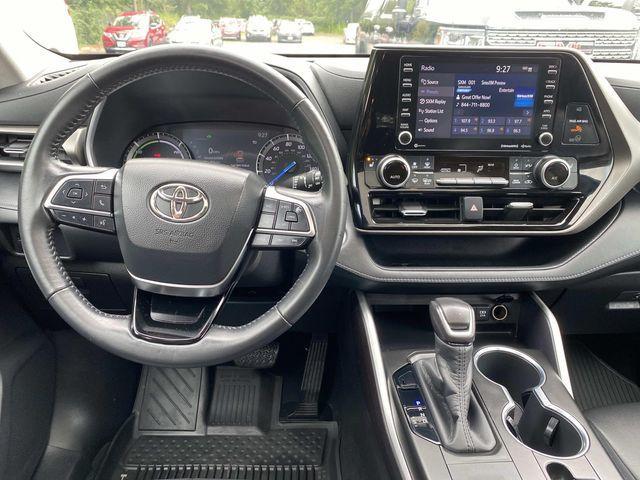 used 2020 Toyota Highlander Hybrid car, priced at $33,820