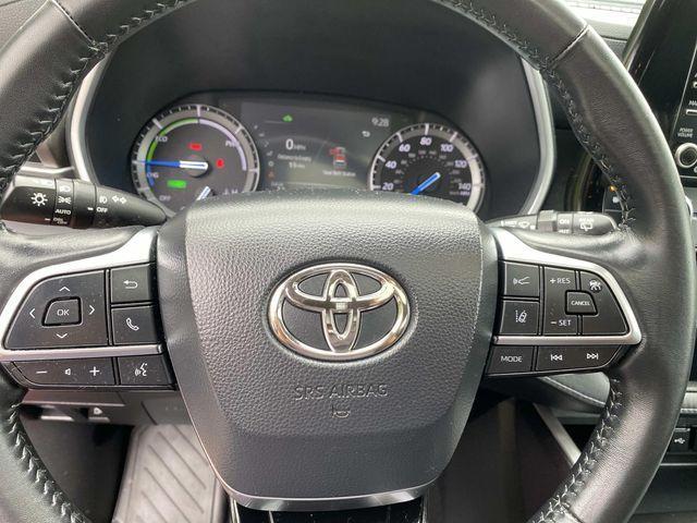 used 2020 Toyota Highlander Hybrid car, priced at $33,820